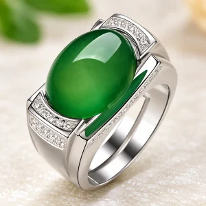 Chevalière en jade, cabochon ovale de jadéite verte