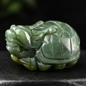 Pendentif tortue en jade, néphrite sculptée
