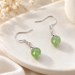Boucles d’oreilles perle de jade, crochet d’argent