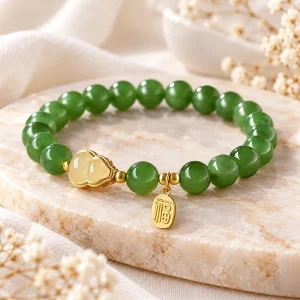Bracelet de jade au pixiu doré