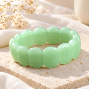 Bracelet de plaques de jade vert pâle