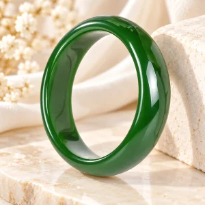 Jonc en jade vert foncé, bracelet large d’un seul bloc