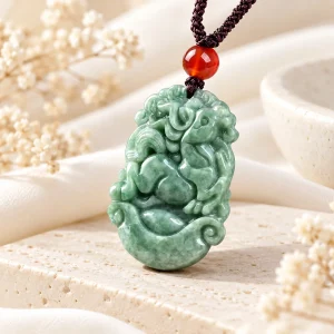 Pendentif Cheval en jade, signe du zodiaque chinois